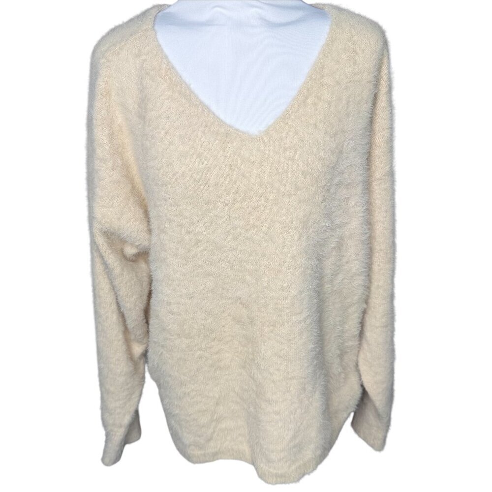 Lou & Grey XXL tan fuzzy sweater long sleeve v neck